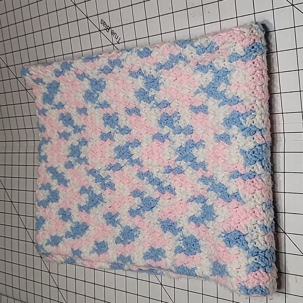 Vintage pre-loved crochet baby‎ blanket, pink, white,  baby  blue 👶 38" x 28"